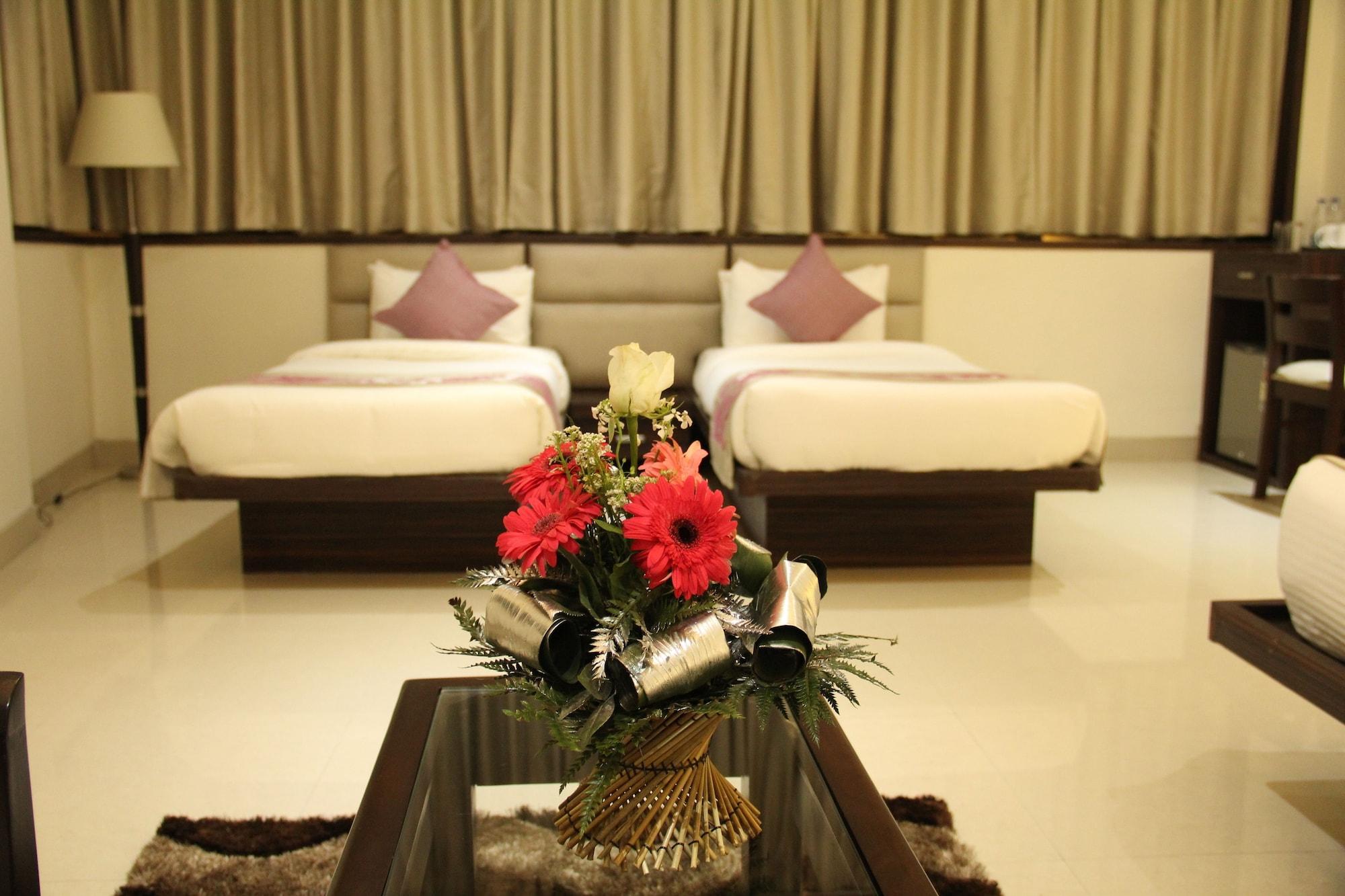Bhawna Clarks Inn Agra Exterior photo